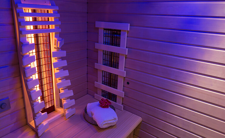 sauna infrarouge sous lumière bleu